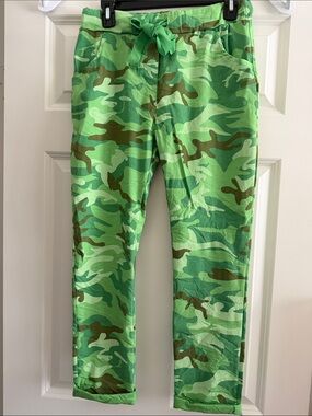 NWOT Lime Green Camo Drawstring crinkle joggers Women.